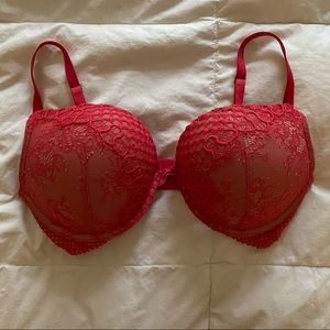 Victoria’s Secret Bombshell Plunge Bra